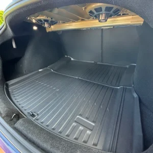 Tie Down All weather bagagerumsmåtte/trunk til Tesla Model 3 Highland