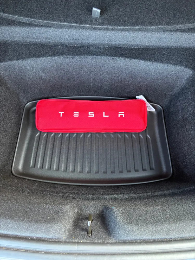 Komplet All weather måttesæt til Tesla Model 3 Highland