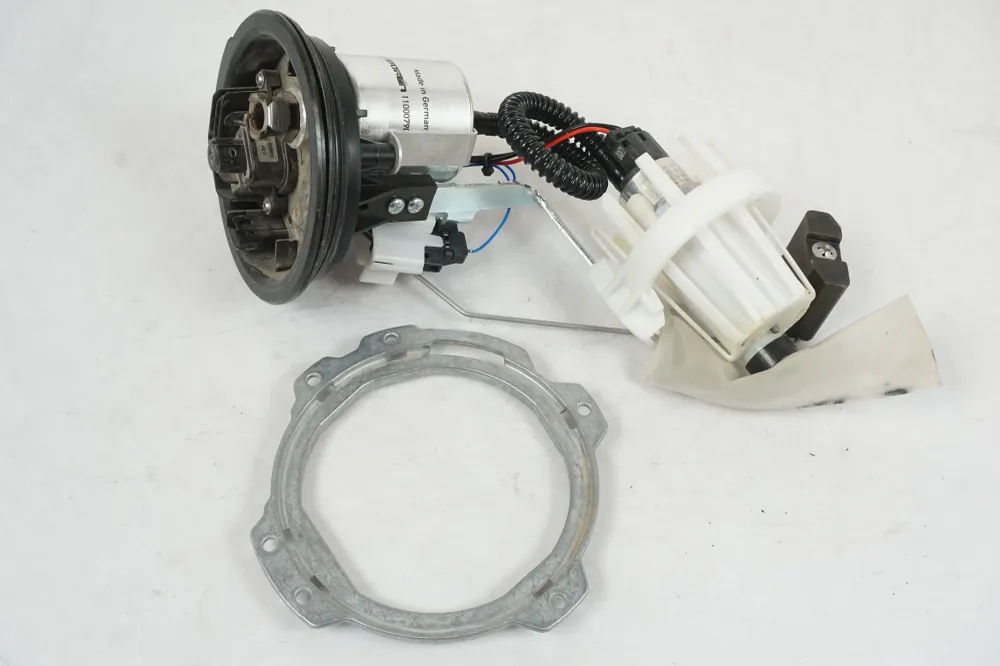 Benzinpumpe indsprøjtning BMW