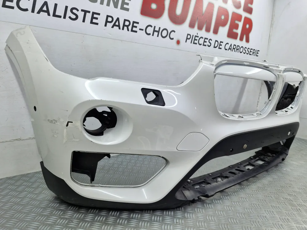 Forreste kofanger BMW X1 (F48) Fase 1 (fra 09/2015 til 03/2020) – Original brugt med radarer, lygtevaskere og parkeringsas...