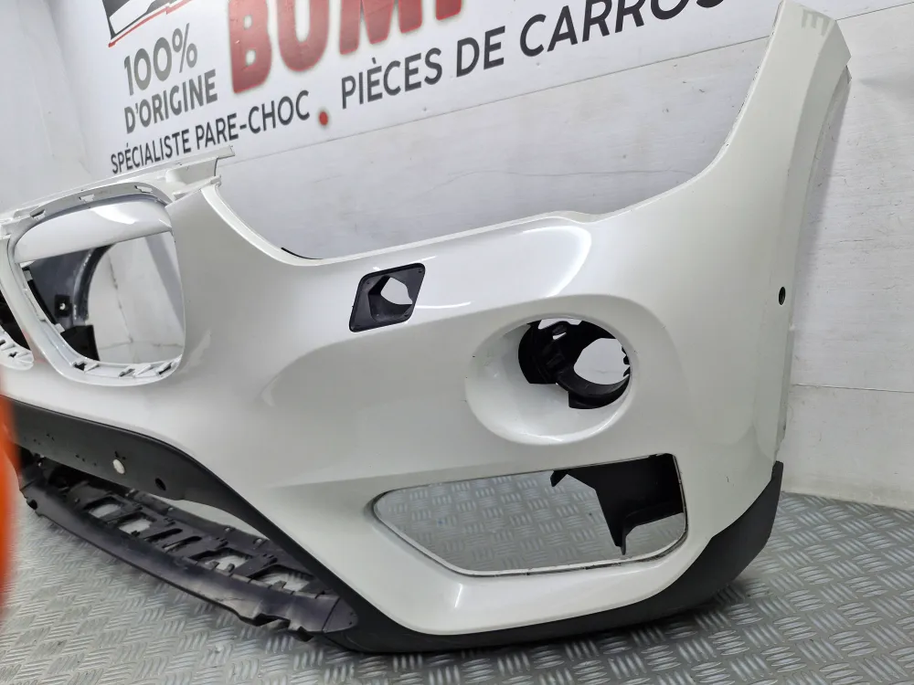 Forreste kofanger BMW X1 (F48) Fase 1 (fra 09/2015 til 03/2020) – Original brugt med radarer, lygtevaskere og parkeringsas...