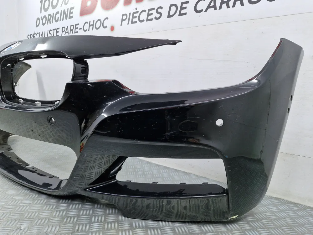 Forreste kofanger BMW Serie 3 F30/F31 M-pakke (fra 11/2011) – Original brugt med radarer, parkeringsassistent og kamera