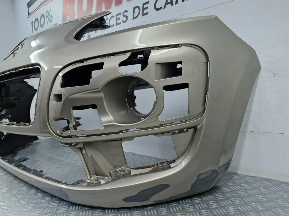Forreste kofanger Citroën C3 Picasso Fase 1 (02/2009 til 08/2012) brugt original CITROEN