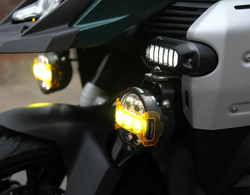 Øvre monteringsbeslag til kørelys - BMW R1300GS Adventure DENALI Electronics