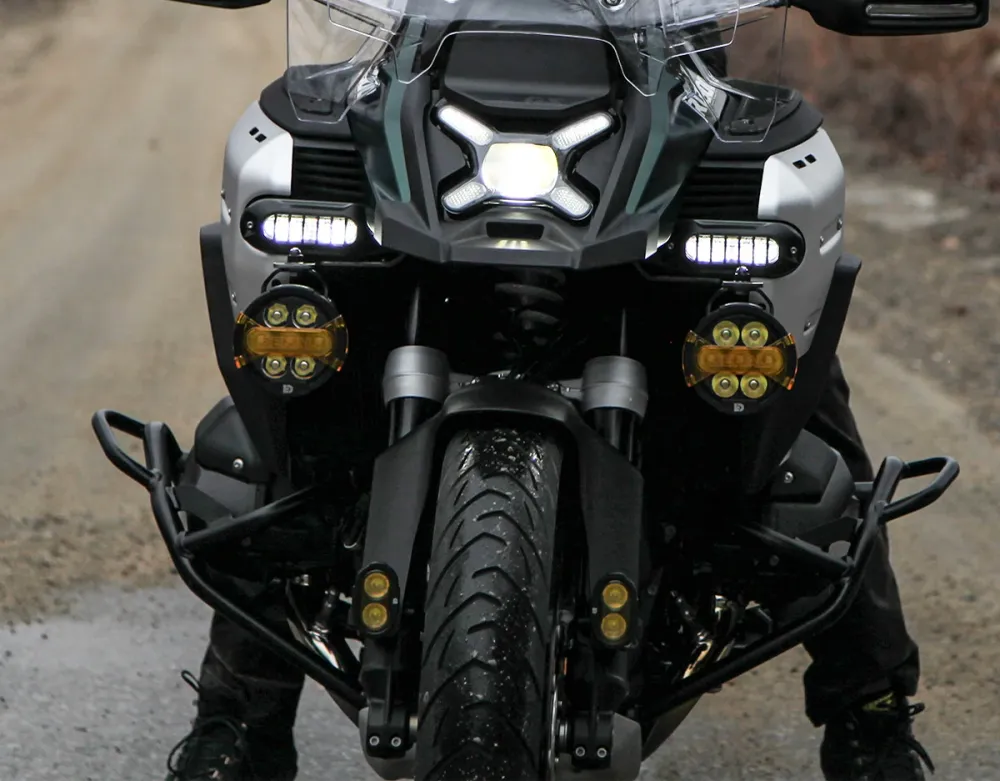 Øvre monteringsbeslag til kørelys - BMW R1300GS Adventure DENALI Electronics