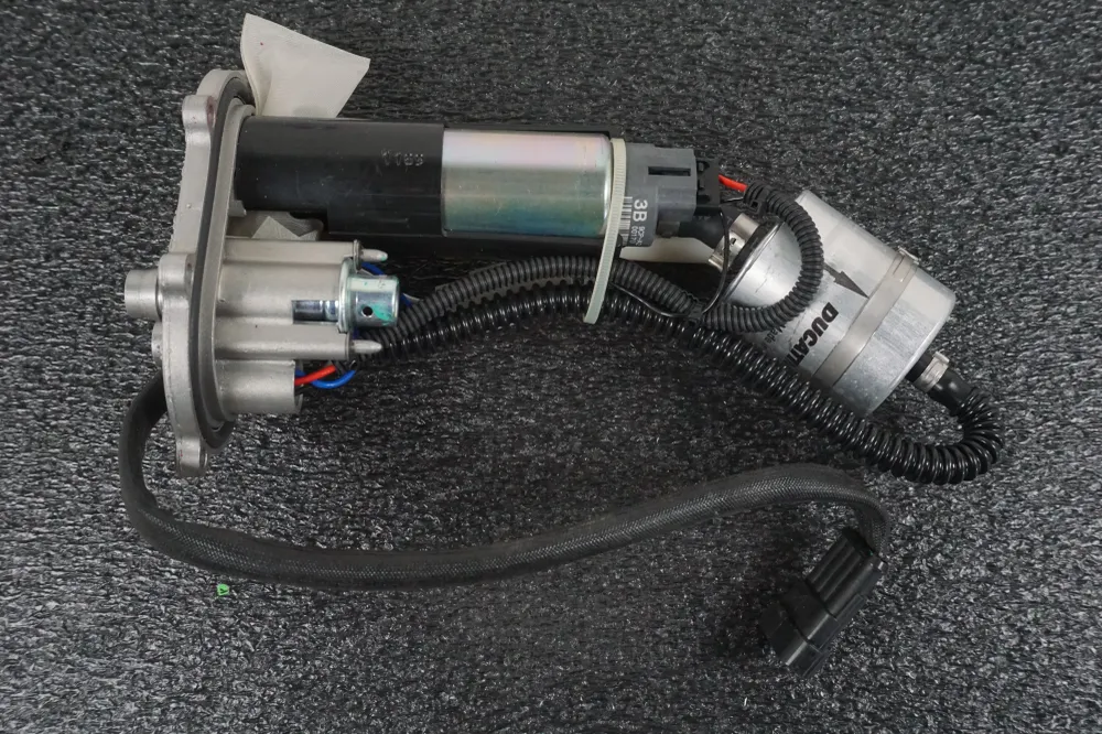 Benzinpumpe indsprøjtning Ducati