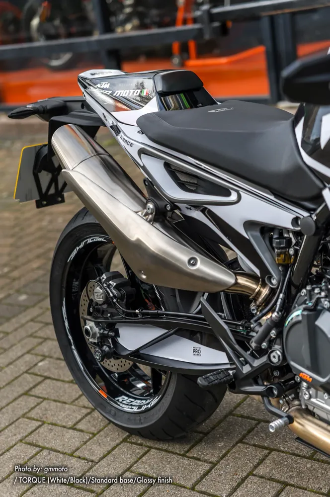 KTM 790 Duke DEKOR - "Torque" (Hvid/Sort)