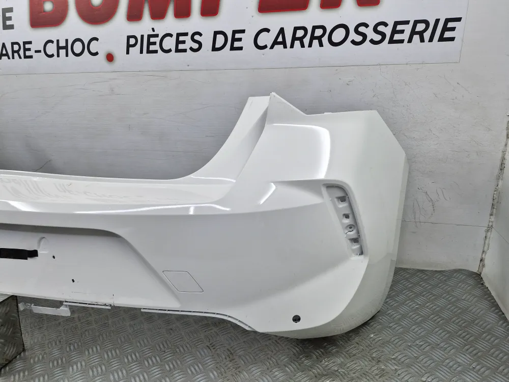 Bagkofanger Opel Astra L – Original brugt del med radarplads