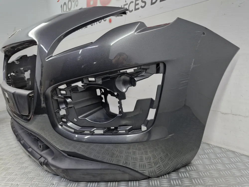 Forreste kofanger Peugeot 3008 (1) fase 2. Fra 11/2013 til 12/2016 brugt
