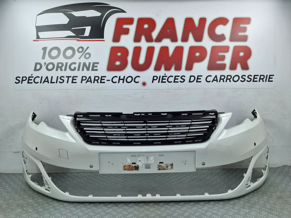Forreste kofanger Peugeot 308 II Fase 1 GT Line brugt original (fra 2013 til 2017)