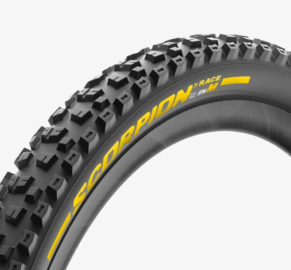 PIRELLI SCORPION RACE ENDURO M 29x2.5 Tubeless Ready Soft Black/Yellow-dæk 4191200