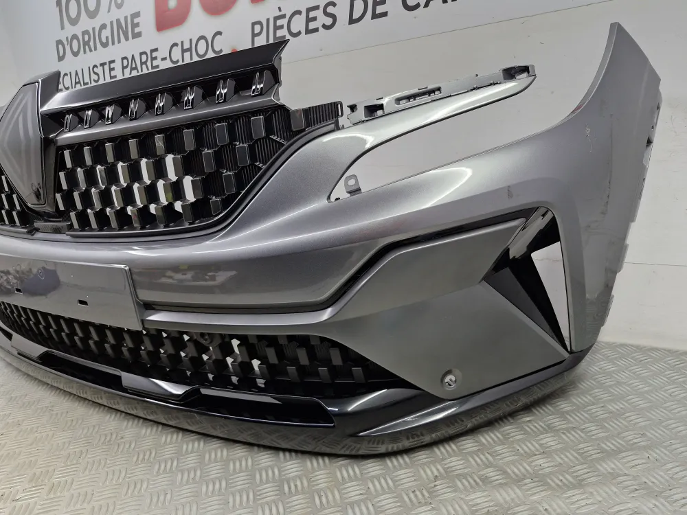 Forreste kofanger Renault Austral Esprit Alpine (fra 06/2022) – Ny original med radarer