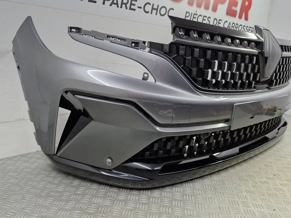 Forreste kofanger Renault Austral Esprit Alpine (fra 06/2022) – Ny original med radarer