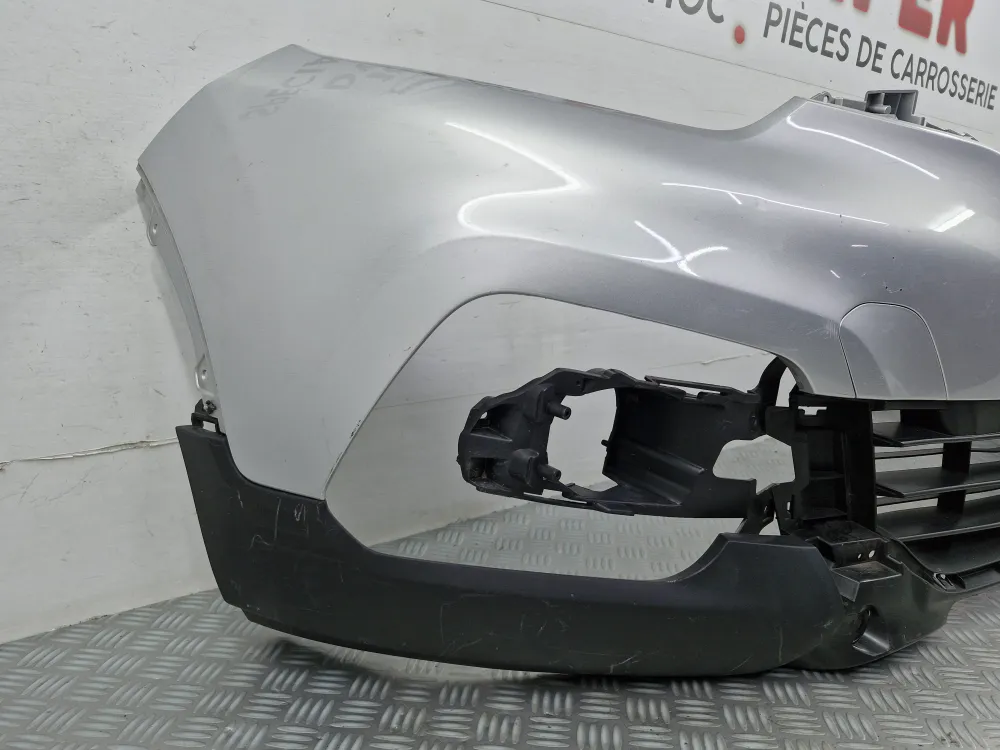 Forreste kofanger Renault Captur I Fase 2 (04/2017 til 12/2019) — Original brugt