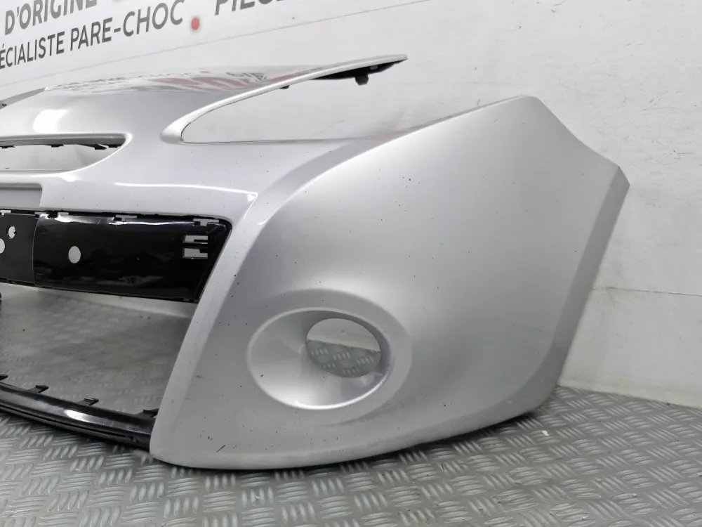 Forreste kofanger Renault Clio 3 Fase 2 (Fra 03/2009 til 12/2014) - Original brugt i 185 ***