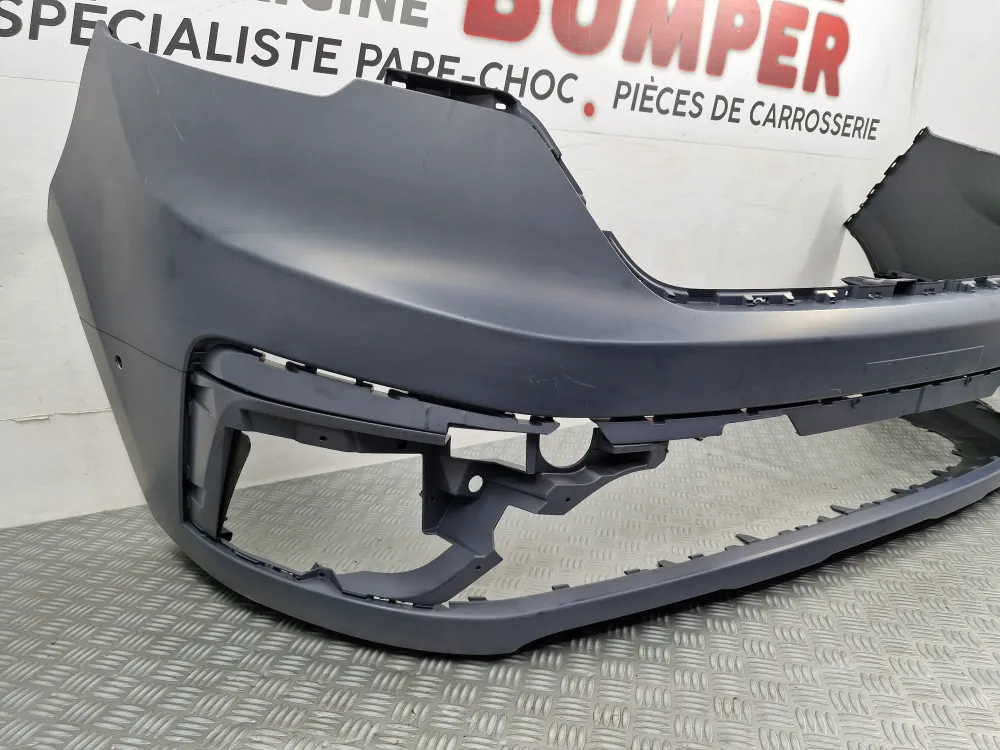 Forreste kofanger Renault Trafic 4 (fra 02/2022) – Ny original med Park Assist