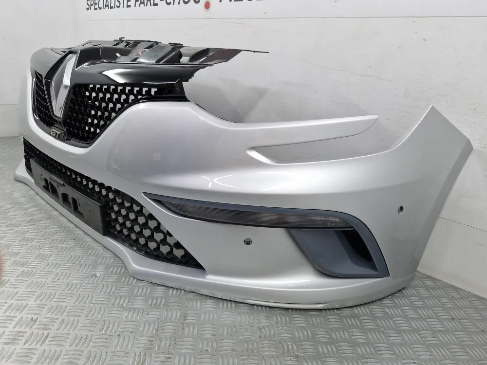 Fuld forreste kofanger Renault Megane 4 GT Line (fra maj 2015) – Original brugt med radarer og Park Assist