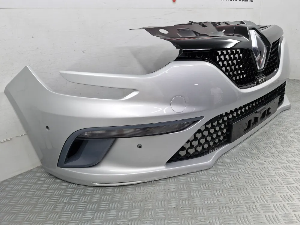 Fuld forreste kofanger Renault Megane 4 GT Line (fra maj 2015) – Original brugt med radarer og Park Assist