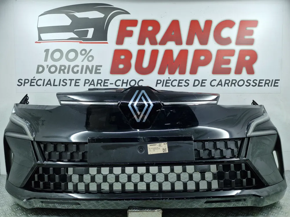 Original forreste kofanger til Renault Megane 5 E-Tech (fra 12/2021) brugt