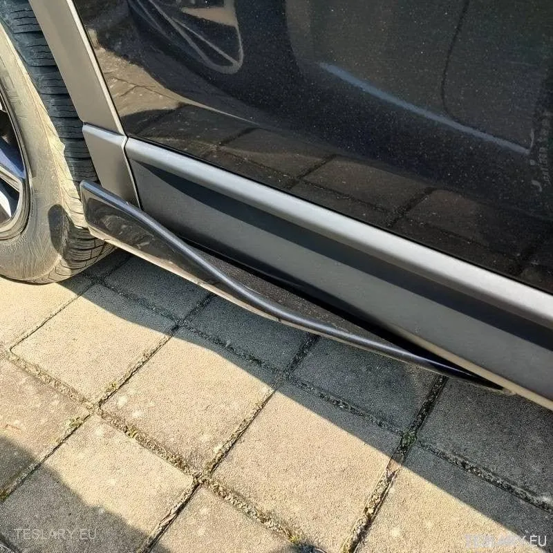 Side nederdel Carbon Fiber Body Trim (Universal)