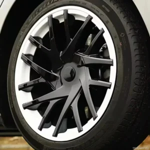 18" Tesla 3 Highland Full Rim Bright Black/White Hjulkapsel