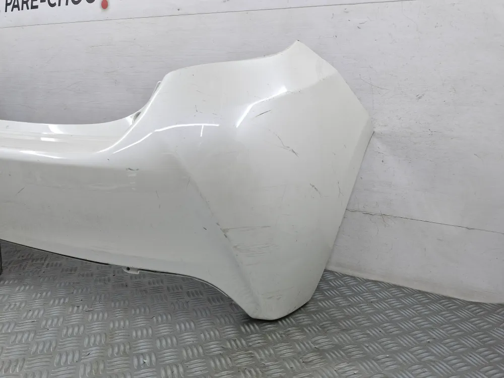 Bagkofanger Toyota Yaris 3 Fase 2 (06/2014 - 12/2017) – Original brugt med radarplads