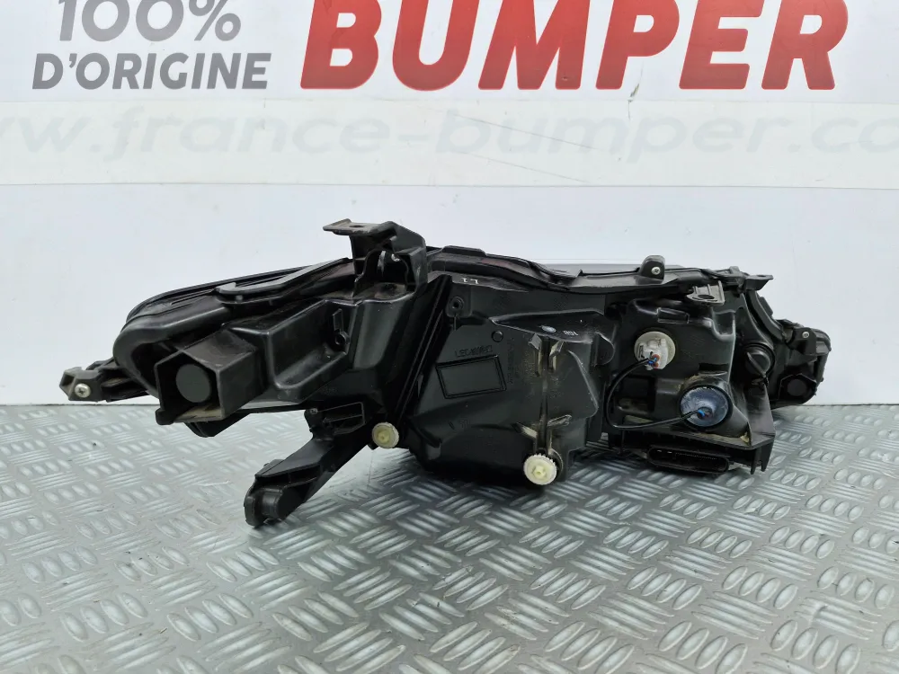 Forlygter venstre Toyota Camry V Fase 1 (06/2019) brugt original del