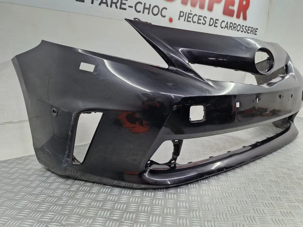 Forreste kofanger Toyota Prius+ Fase 1 (radar + nærlys) – Brugt 100 % original producent