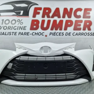 Original brugt Toyota Yaris III Fase 3 forreste kofanger (fra 04/2017)