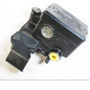 Bremsehovedcylinder Triumph