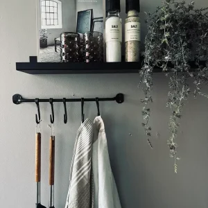 Knagerække m. 5 flytbar kroge